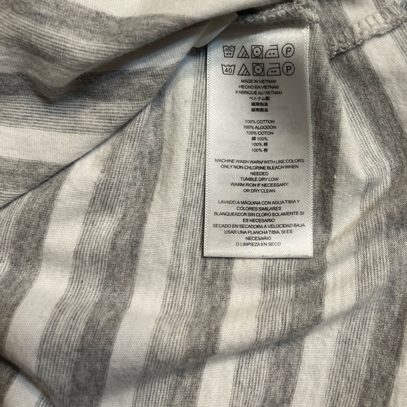 Michael Kors 100% cotton woman’s dk. gray lt. gray and white striped T. Size S - Picture 6 of 8